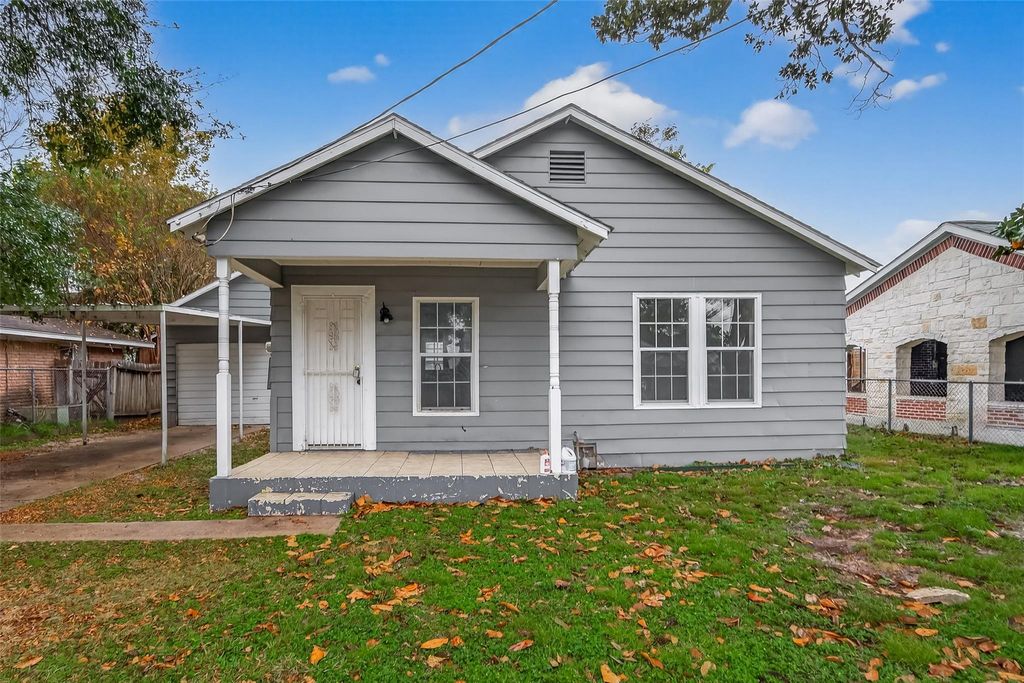 120 Westfield Street, Houston, TX 77022