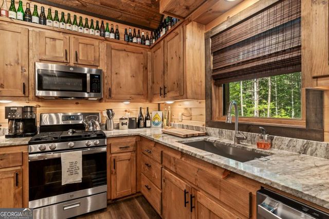 43 Winding Brook Trail, Morganton, GA 30560