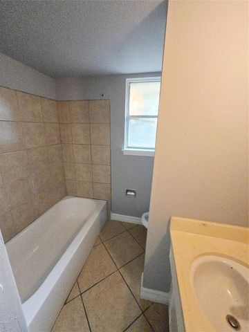 7731 Deadwood Drive, Houston, TX 77040