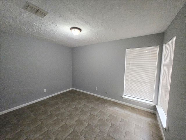 7731 Deadwood Drive, Houston, TX 77040