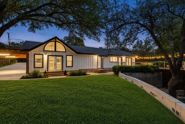 20100 Siesta Shores DR, Spicewood, TX 78669