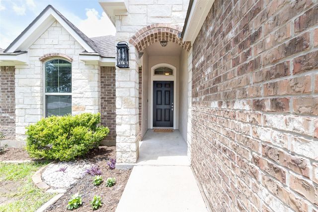 1205 Burleson Street, Brenham, TX 77833