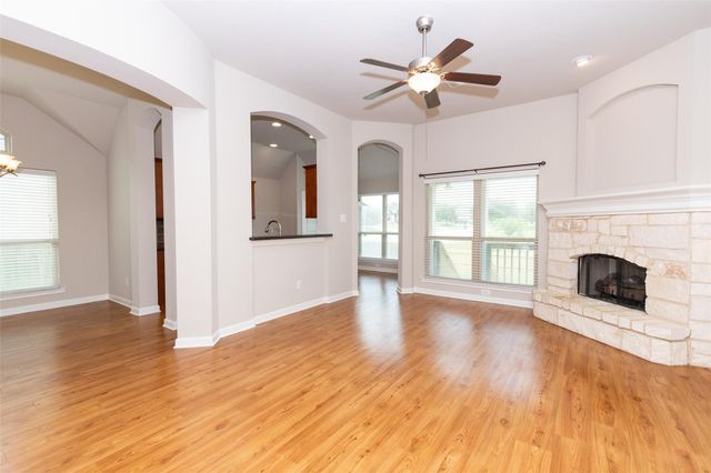 1205 Burleson Street, Brenham, TX 77833