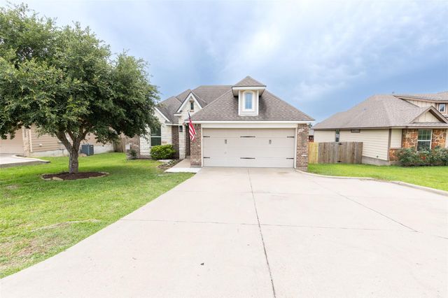 1205 Burleson Street, Brenham, TX 77833
