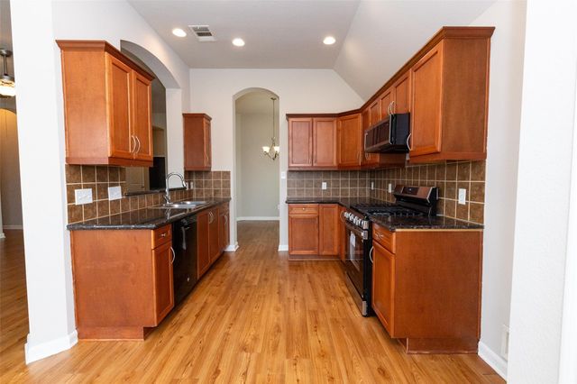 1205 Burleson Street, Brenham, TX 77833