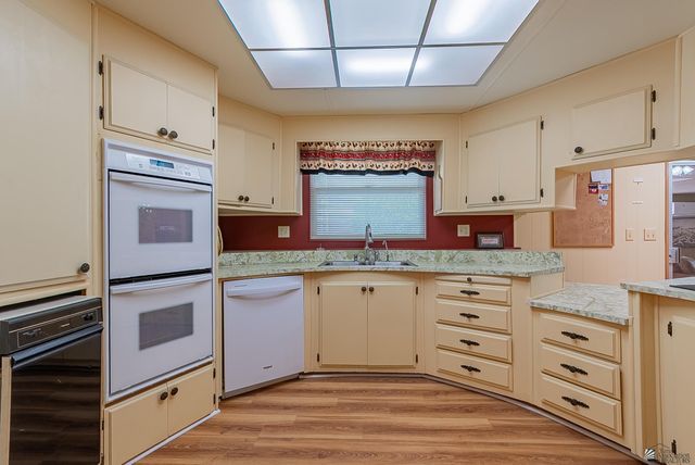402 W Rainbow Ln, Yuma, AZ 85365