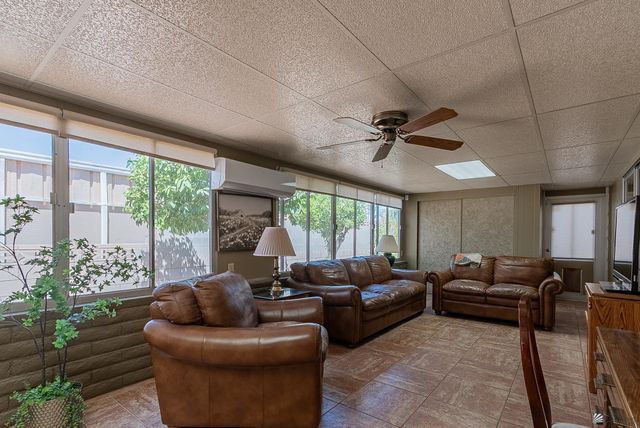 402 W Rainbow Ln, Yuma, AZ 85365