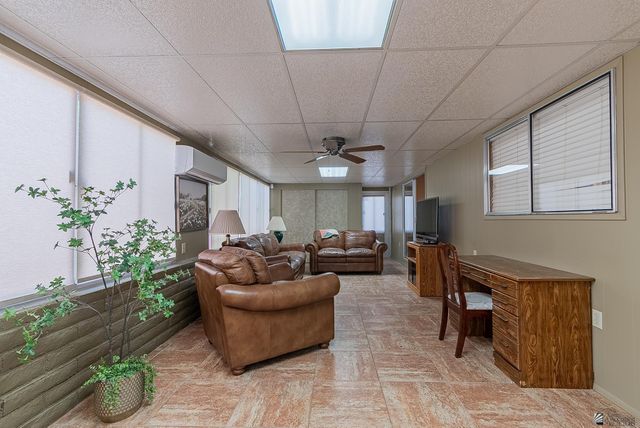 402 W Rainbow Ln, Yuma, AZ 85365