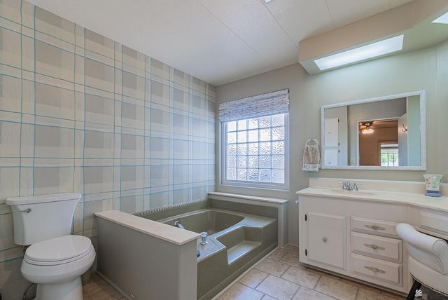 402 W Rainbow Ln, Yuma, AZ 85365