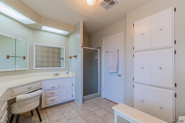 402 W Rainbow Ln, Yuma, AZ 85365
