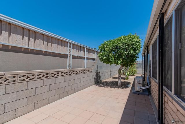 402 W Rainbow Ln, Yuma, AZ 85365