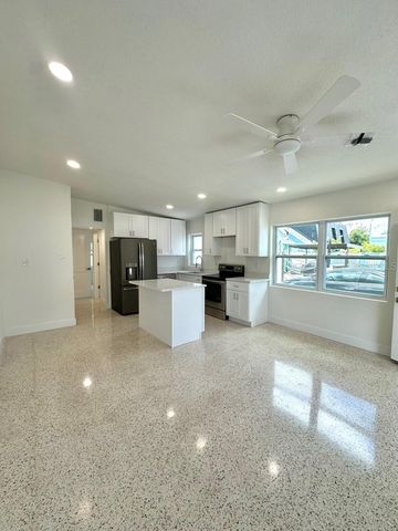 14147 PALM STREET 2, Madeira Beach, FL 33708
