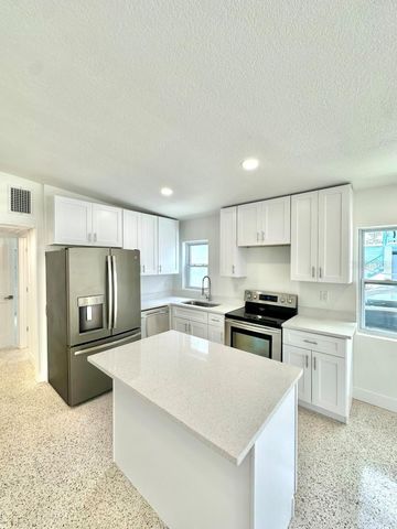 14147 PALM STREET 2, Madeira Beach, FL 33708