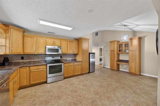 2078 SHADOW PINE DRIVE, Brandon, FL 33511