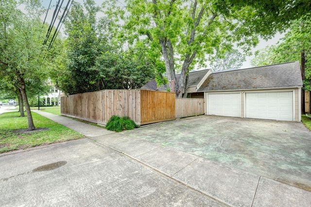 4202 Ruskin Street, West University Place, TX 77005