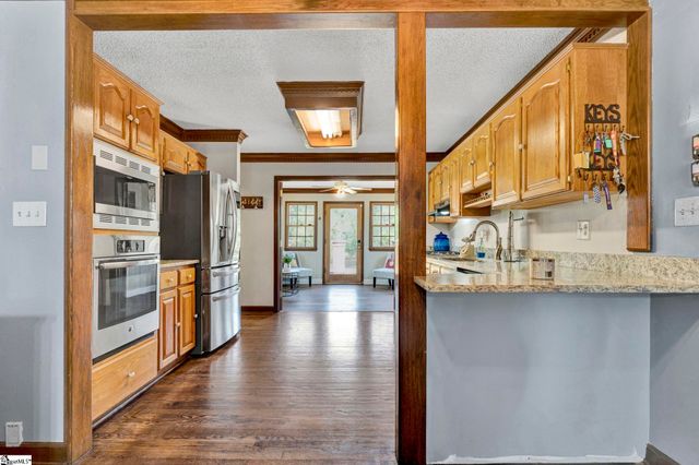 206 Taylor Road, Greer, SC 29651