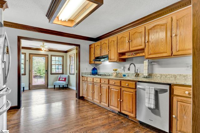 206 Taylor Road, Greer, SC 29651