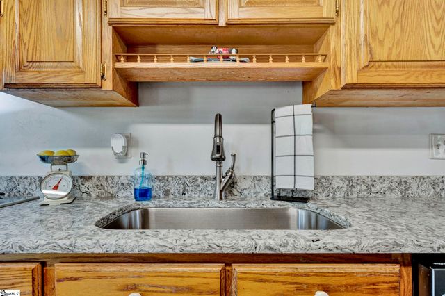 206 Taylor Road, Greer, SC 29651