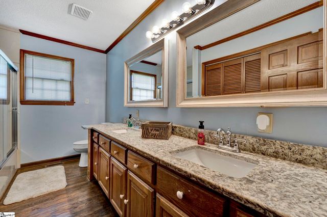206 Taylor Road, Greer, SC 29651