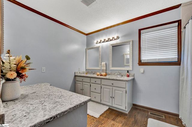 206 Taylor Road, Greer, SC 29651