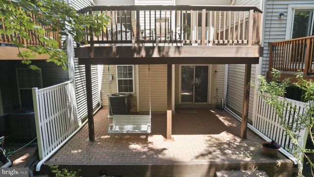 14 LAMBETH BRIDGE CT, Lutherville Timonium, MD 21093