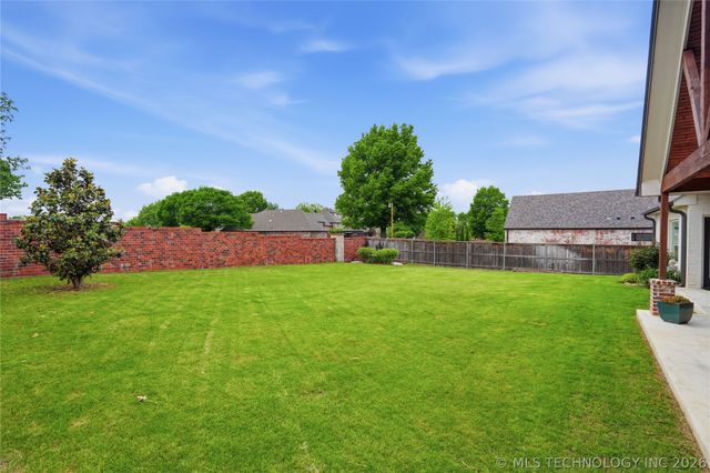 10826 S Fir Street, Jenks, OK 74037