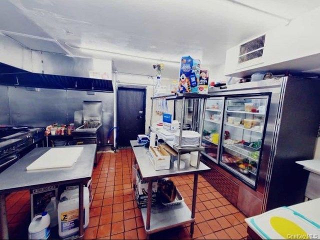 215-52 Jamaica Avenue, Queens Village, NY 11428