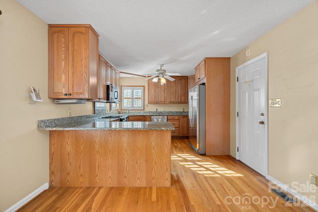 18726 Bluff Point Road, Cornelius, NC 28031