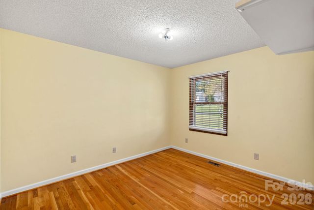 18726 Bluff Point Road, Cornelius, NC 28031