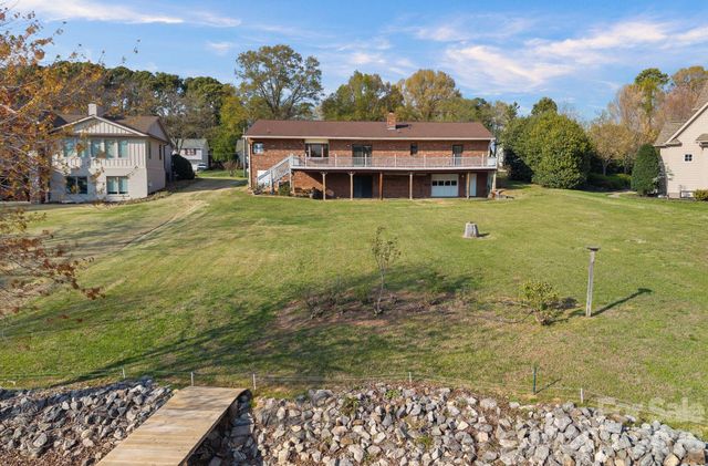 18726 Bluff Point Road, Cornelius, NC 28031