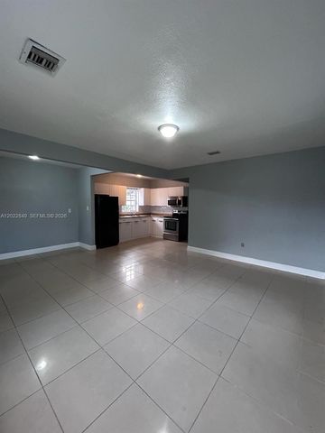 1795 NE 175th St 1795, North Miami Beach, FL 33162