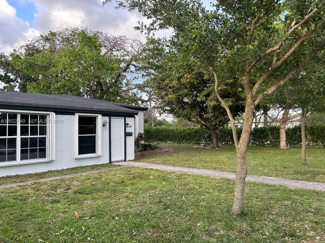 1795 NE 175th St 1795, North Miami Beach, FL 33162