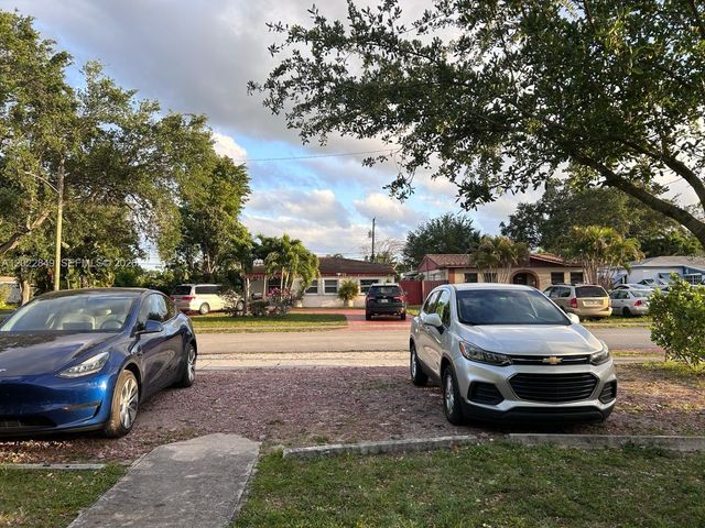 1795 NE 175th St 1795, North Miami Beach, FL 33162