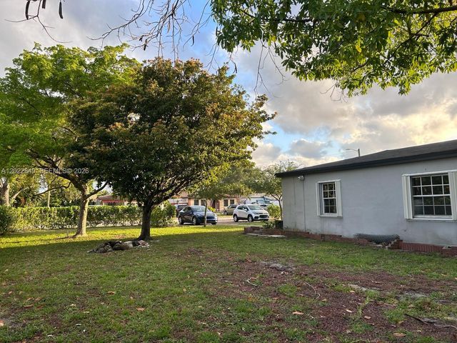 1795 NE 175th St 1795, North Miami Beach, FL 33162