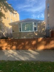 6539 N SACRAMENTO Avenue, Chicago, IL 60645