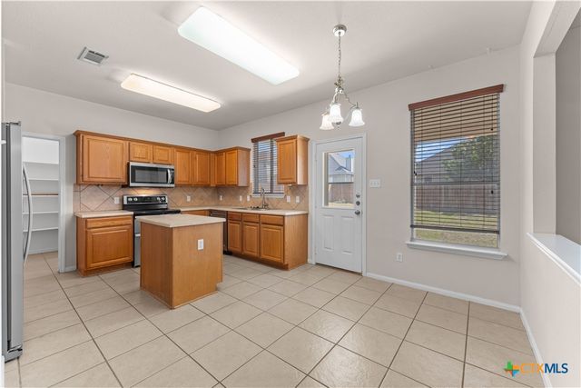 6202 Bridgewood Drive, Killeen, TX 76549