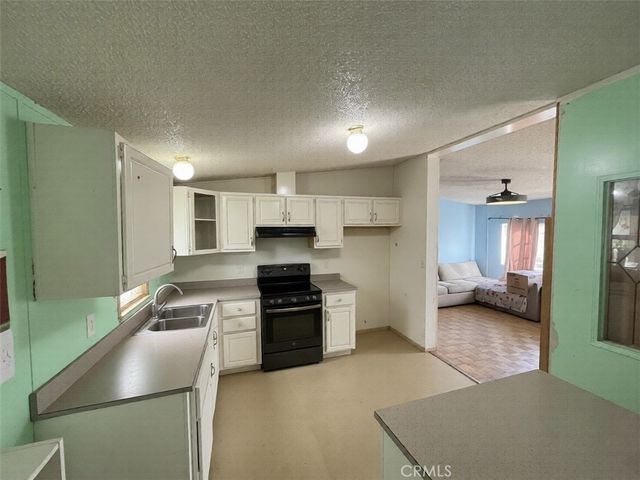 8200 Bolsa Avenue 103, Midway City, CA 92655