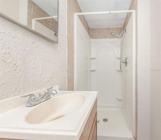 2423 AUBURN STREET S, St Petersburg, FL 33712