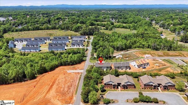 8 Shoemaker Road, Greenville, SC 29617