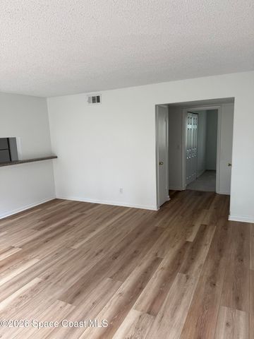 421 Mercury Avenue SE 8, Palm Bay, FL 32909