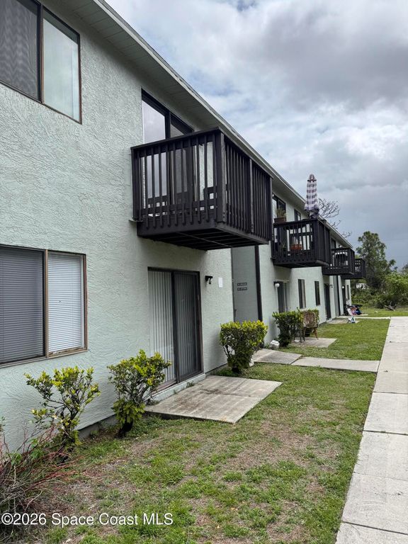 421 Mercury Avenue SE 8, Palm Bay, FL 32909