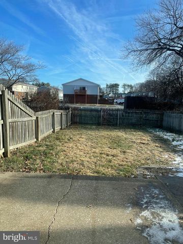 5400-B OXFORD DR, Mechanicsburg, PA 17055