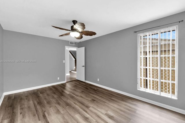 6900 NW 5th St 201, Plantation, FL 33317