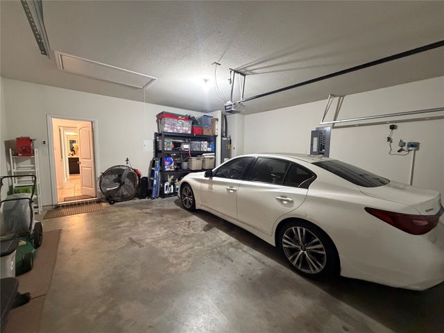 925 Meadow Scape Drive, Fort Worth, TX 76028