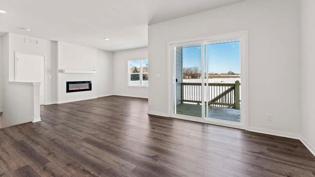 10701 N Richmond Avenue, Kansas City, MO 64157