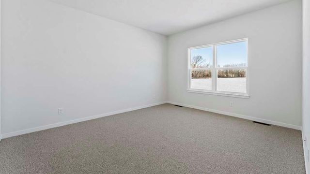 10701 N Richmond Avenue, Kansas City, MO 64157