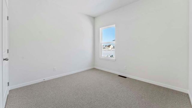10701 N Richmond Avenue, Kansas City, MO 64157