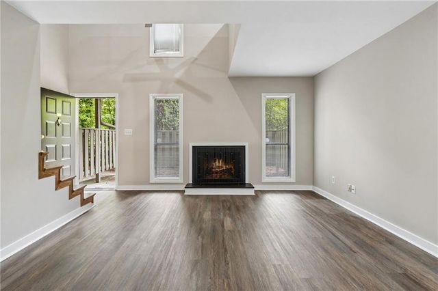 107 River Mill Circle, Roswell, GA 30075