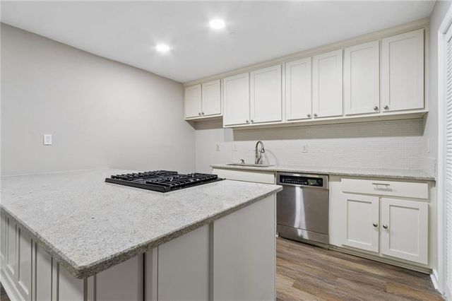 107 River Mill Circle, Roswell, GA 30075