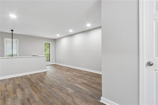 107 River Mill Circle, Roswell, GA 30075
